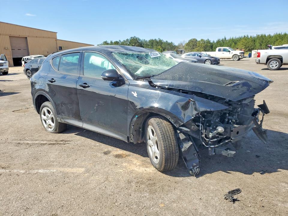 2023 Dodge Hornet VIN ZACNDFAN6P3A04198 COPART salvage auction — FRONT END, Sc - Cert Of Title-Salvage, sold $3,850 on 2026-07-31 (photo 4)