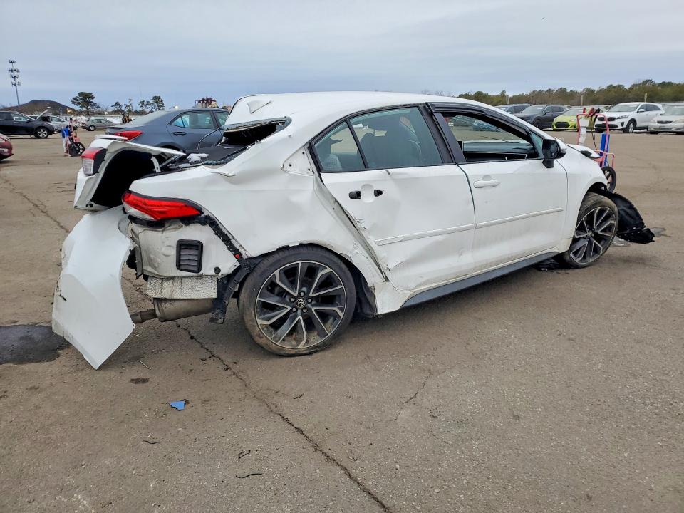 2020 Toyota Corolla VIN 5YFS4RCE3LP029348 COPART salvage auction — ALL OVER, Ny - Mv907A-Parts Only, sold $950 on 2026-07-20 (photo 3)