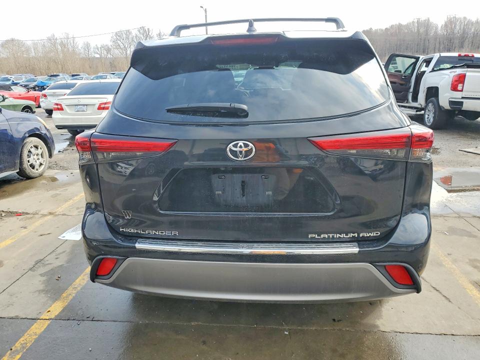 2021 Toyota Highlander VIN 5TDFZRBH3MS120952 COPART salvage auction — FRONT END, Ky - Cert Of Title-Salvage, sold $22,400 on 2026-07-16 (photo 6)