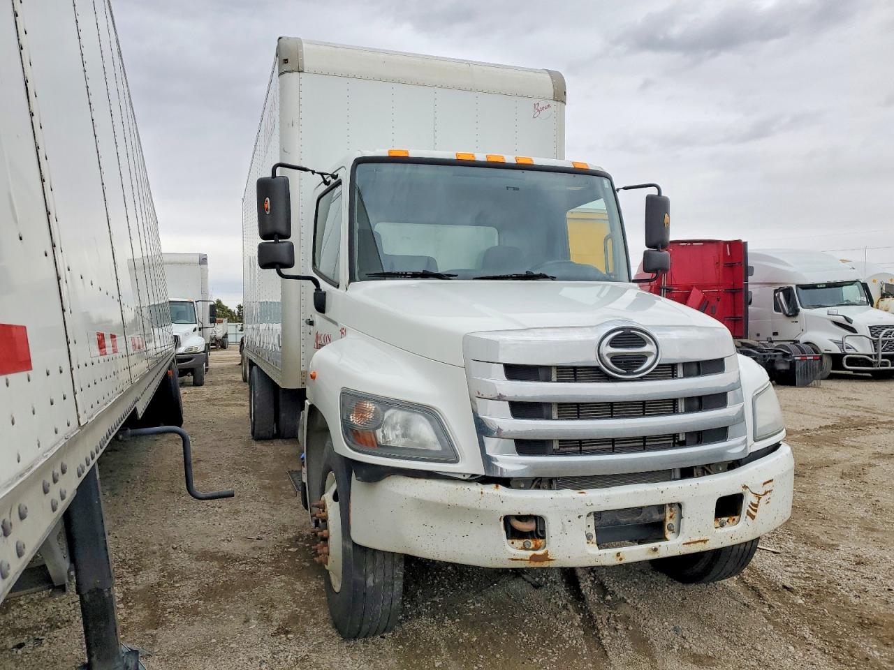 2016 Hino 258 VIN 5PVNE8JT0G4S56589 COPART salvage auction — Minor Dent/Scratches, ND - CERTIFICATE OF TITLE FOR A VEH (P), sold $950 on 2026-04-06 (photo 1)