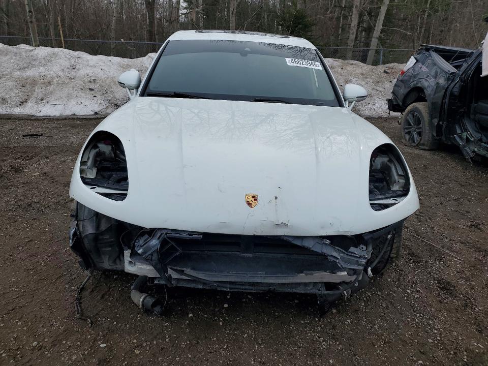 2018 Porsche Macan VIN WP1AA2A54JLB25220 COPART salvage auction — FRONT END, Salvage Title, sold $1,850 on 2026-08-11 (photo 5)