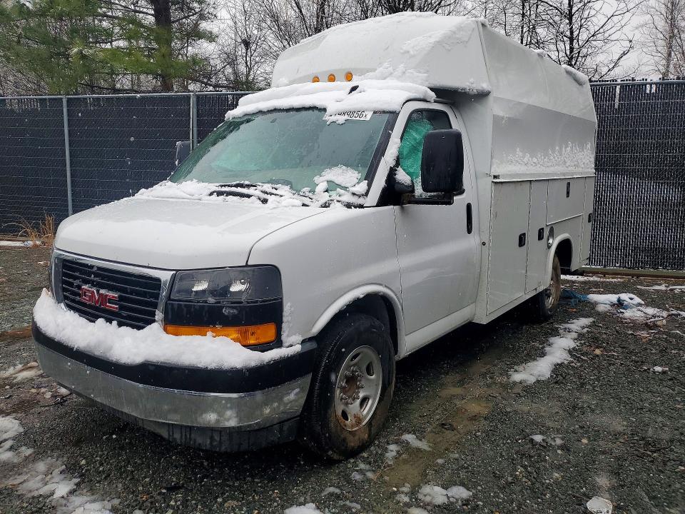 2024 Gmc Savana VIN 7GZ07RF76RN009955 COPART salvage auction — ROLLOVER, Md - Cert Of Salvage > 75% Damage, sold $8,700 on 2026-07-22 (photo 1)