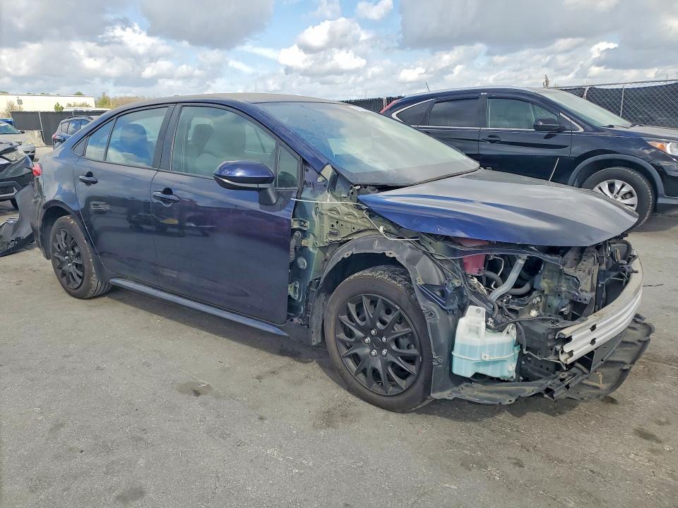 2022 Toyota Corolla VIN 5YFEPMAE4NP316422 COPART salvage auction — FRONT END, Salvage Title, sold $4,300 on 2026-07-26 (photo 4)