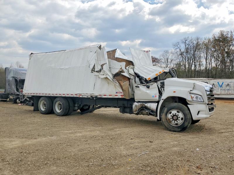 2024 Hino Hino xl8 VIN 5PVNM9AV2R5S50039 COPART salvage auction — ROLLOVER, VA - CERT OF TITLE - SALVAGE, sold $1,250 on 2026-07-23 (photo 1)