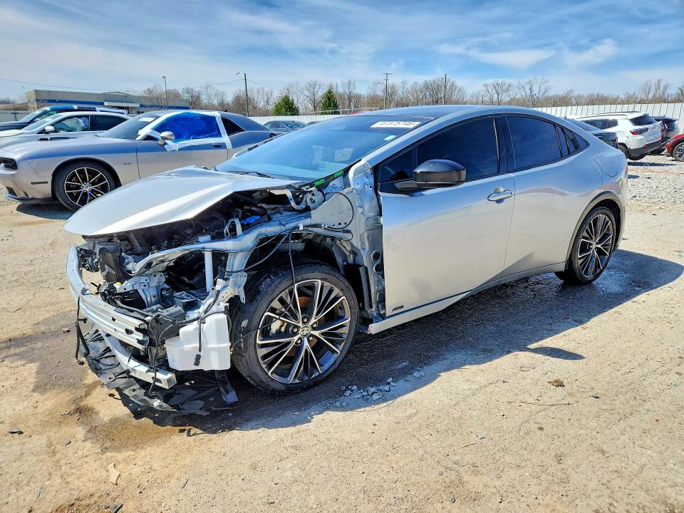 2024 Toyota Prius VIN JTDADABU3R3014727 COPART salvage auction — FRONT END, KY - CERT OF TITLE-SALVAGE, sold $8,900 on 2026-07-02 (photo 1)
