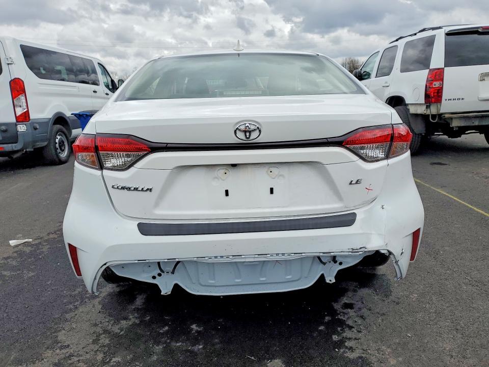 2026 Toyota Corolla VIN JTDB4MEE8T3034781 COPART salvage auction — REAR END, Or - Lien Papers Salvage, sold $5,600 on 2026-07-27 (photo 6)