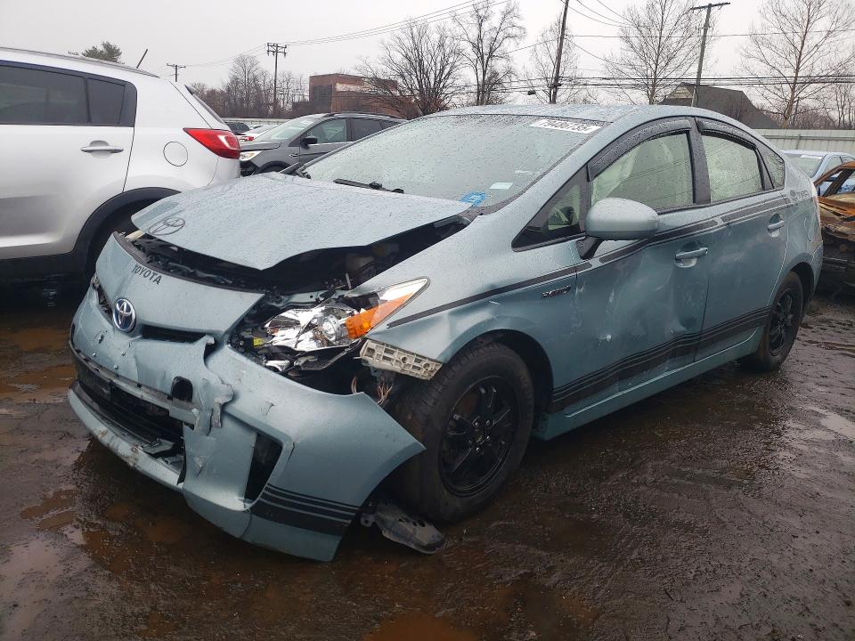 2015 Toyota Prius VIN JTDKN3DU5F1916300 COPART salvage auction — FRONT END, CT - CERT OF TITLE-SALVAGE, sold $1,150 on 2026-07-14 (photo 1)