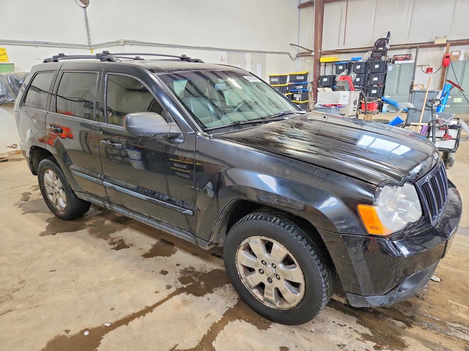2008 Jeep Grand cherokee VIN 1J8HR48M58C150941 COPART salvage auction — FRONT END, Ab - Bos - Salvage, sold $475 on 2026-07-09 (photo 4)