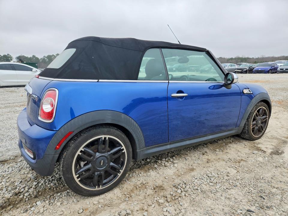 2014 Mini Cooper VIN WMWZP3C53ET707723 COPART salvage auction — MINOR DENT/SCRATCHES, Md - Certificate Of Title, sold $2,550 on 2026-07-07 (photo 3)