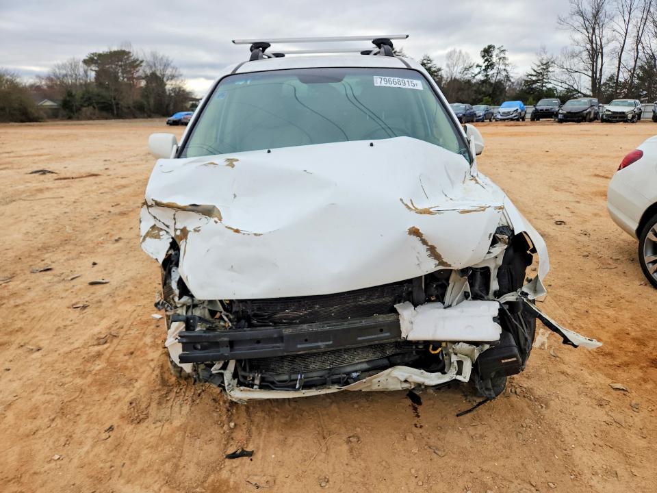 2008 Hyundai Entourage VIN KNDMC233386053102 COPART salvage auction — FRONT END, Nc - Salvage Certificate Of Title, sold $300 on 2026-07-20 (photo 5)