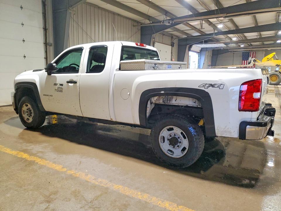 2013 Chevrolet Silverado VIN 1GC2KVCG1DZ373865 COPART salvage auction — MINOR DENT/SCRATCHES, Pa - Cert Of Title, sold $2,100 on 2026-07-29 (photo 2)