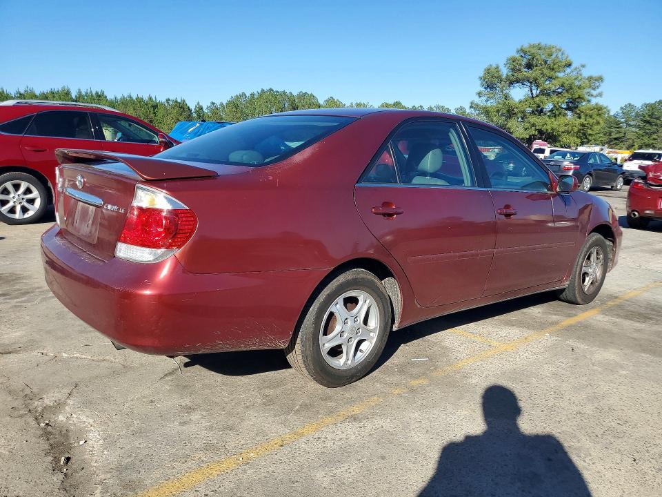 2005 Toyota Camry VIN 4T1BE32K65U023367 COPART salvage auction — FRONT END, Sc - Cert Of Title-Salvage, sold $575 on 2026-07-03 (photo 3)