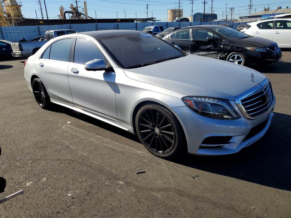 2015 Mercedes-benz S class VIN WDDUG8CB6FA087582 COPART salvage auction — MINOR DENT/SCRATCHES, CA - DIS/DLR/EXP ONLY CLEAN TITLE, sold $5,700 on 2026-07-27 (photo 4)
