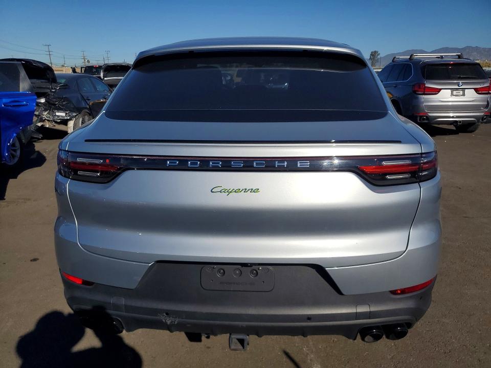 2022 Porsche Cayenne VIN WP1BE2AY8NDA51058 COPART salvage auction — Front End, CA - SALVAGE CERTIFICATE (P), sold $37,000 on 2026-04-21 (photo 6)