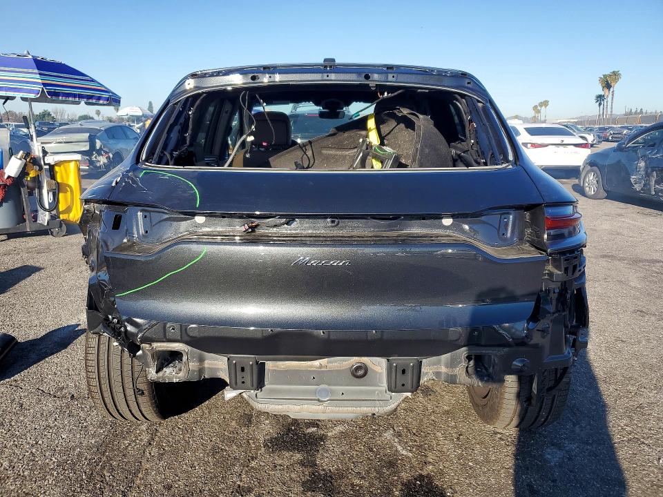 2025 Porsche Macan VIN WP1AA2A58SLB10625 COPART salvage auction — REAR END, Salvage Title, sold $15,500 on 2026-07-24 (photo 6)