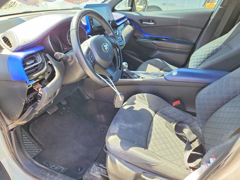 2020 Toyota C-hr VIN NMTKHMBX4LR113601 COPART salvage auction — SIDE, Salvage Title, sold $5,100 on 2026-07-23 (photo 7)