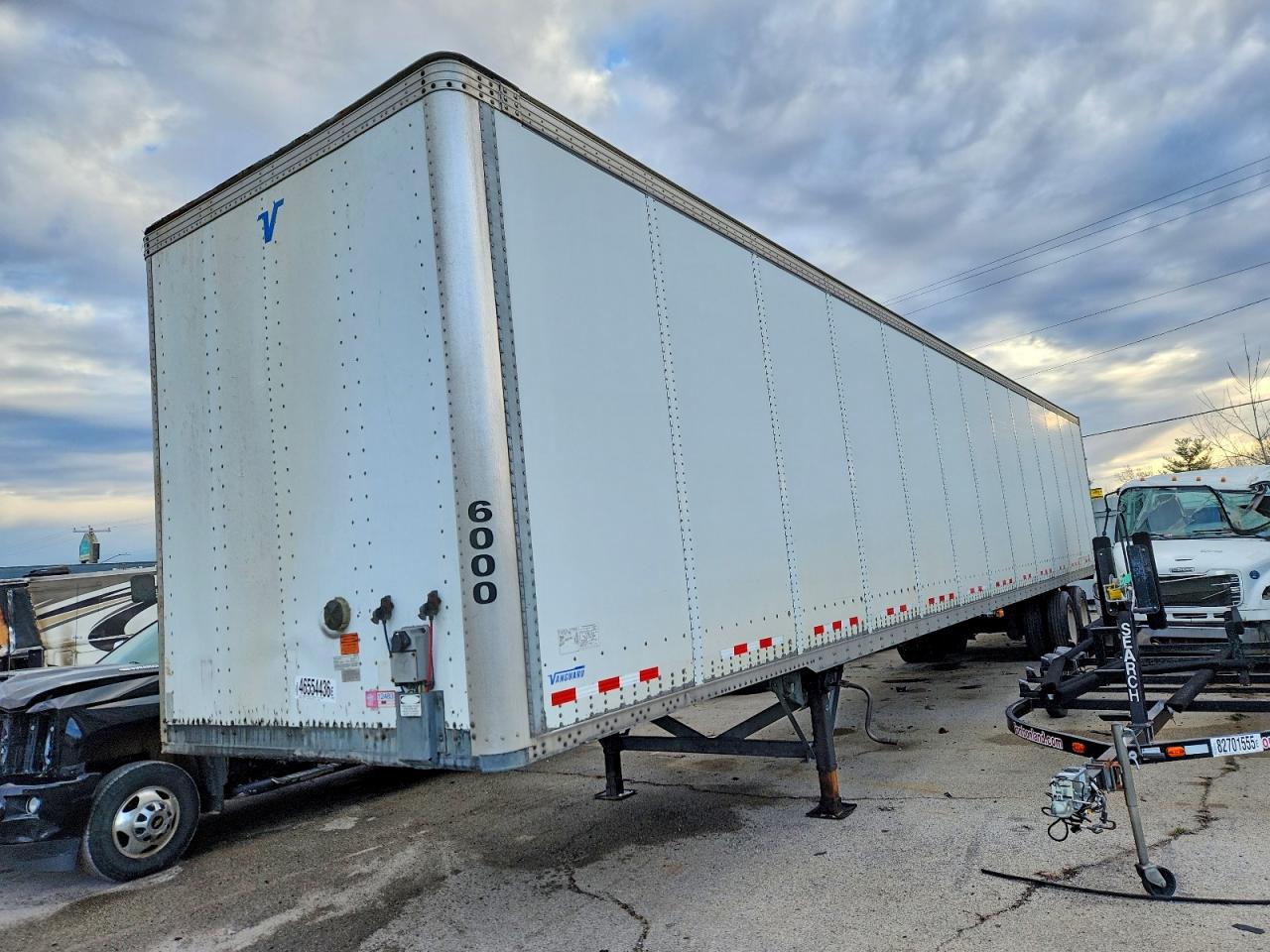 2014 Vanguard Unknown VIN 5V8VC5327EM408659 COPART salvage auction — Normal Wear, IN - CERT OF TITLE-SALVAGE TITLE, sold $3,050 on 2026-06-29 (photo 9)