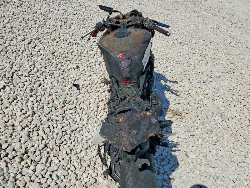 2023 Ducati Panigale VIN ZDMHAATW8PB009456 COPART salvage auction — BURN, Tx - Nonrepairable Title, sold $1,050 on 2026-07-09 (photo 6)