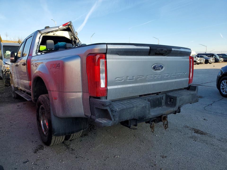 2024 Ford F-350 super duty VIN 1FT8W3DT5REE84738 COPART salvage auction — SIDE, IN - CERT OF TITLE-SALVAGE TITLE, sold $11,400 on 2026-07-15 (photo 2)