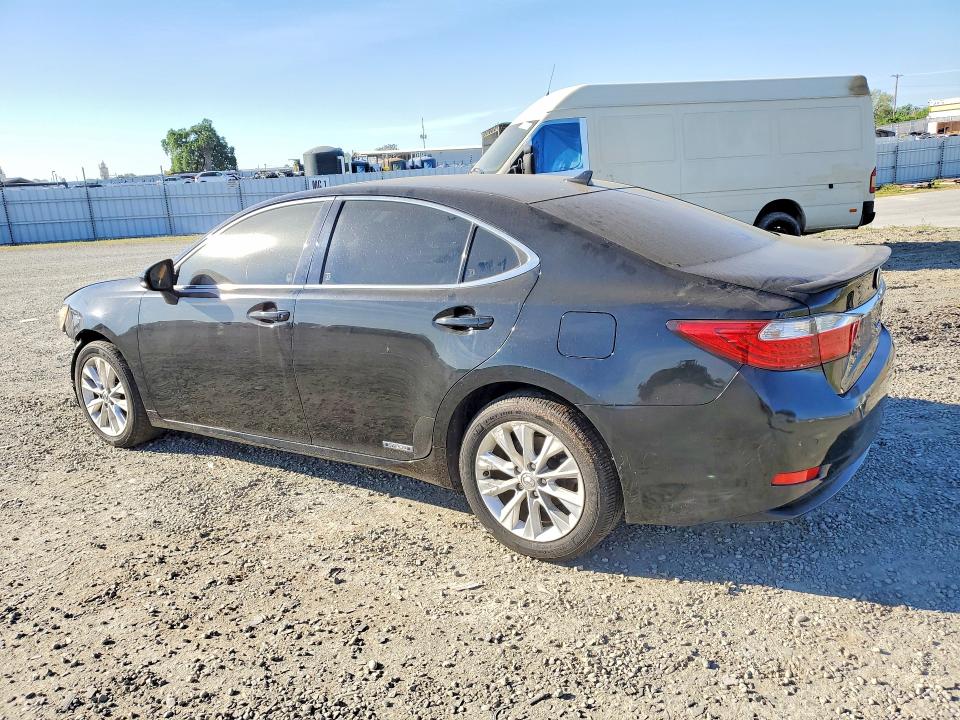 2013 Lexus ES VIN JTHBW1GG9D2006775 COPART salvage auction — FRONT END, Salvage Title, sold $2,000 on 2026-07-16 (photo 2)