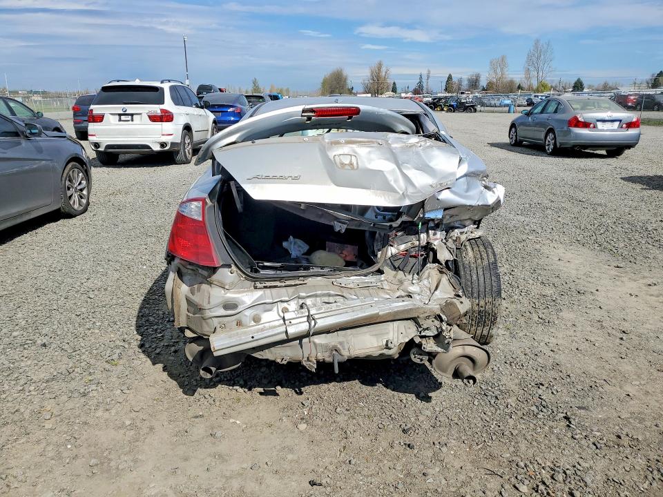2009 Honda Accord VIN 1HGCS228X9A009738 COPART salvage auction — REAR END, Or - Lien Papers Salvage, sold $400 on 2026-07-21 (photo 6)