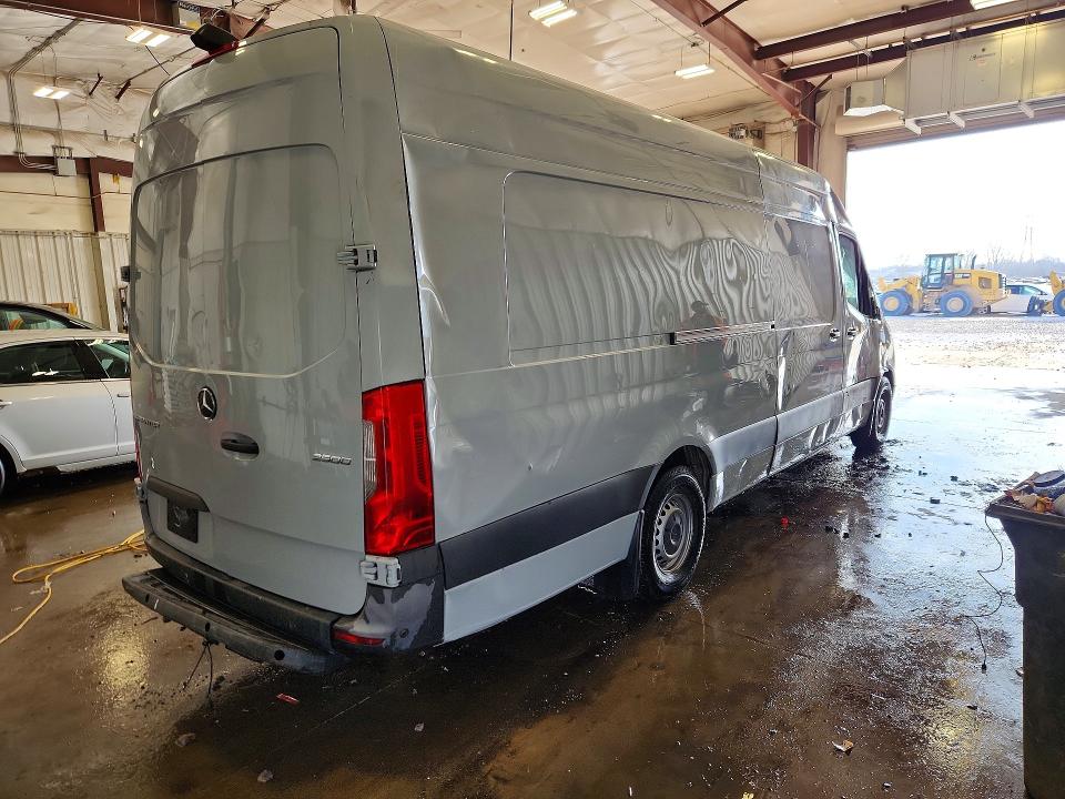 2021 Mercedes-benz Sprinter VIN W1Y4EDHY9MT075932 COPART salvage auction — SIDE, Oh - Cert Of Title-Salvage, sold $12,300 on 2026-07-13 (photo 3)