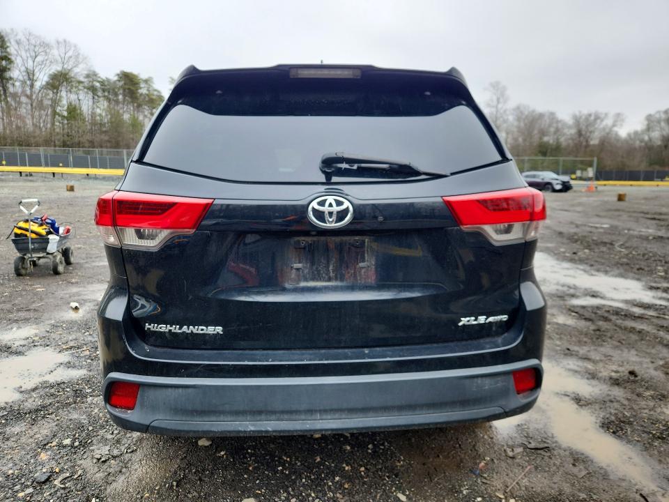 2017 Toyota Highlander VIN 5TDJZRFH2HS511049 COPART salvage auction — FRONT END, Md - Cert Of Salvage > 75% Damage, sold $6,600 on 2026-07-28 (photo 6)