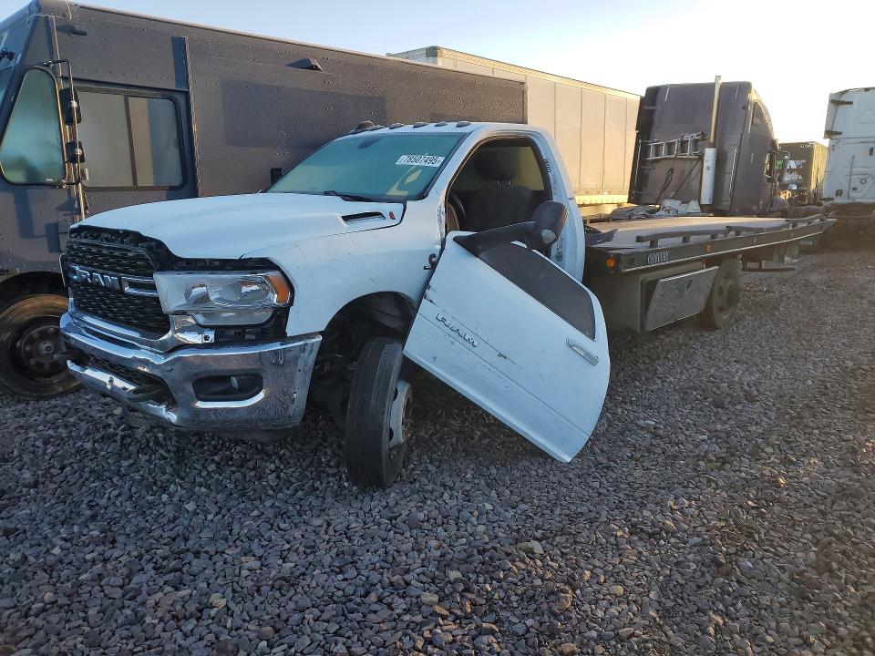 2022 Ram 5500 VIN 3C7WRMDL2NG380492 — COPART salvage auction photo