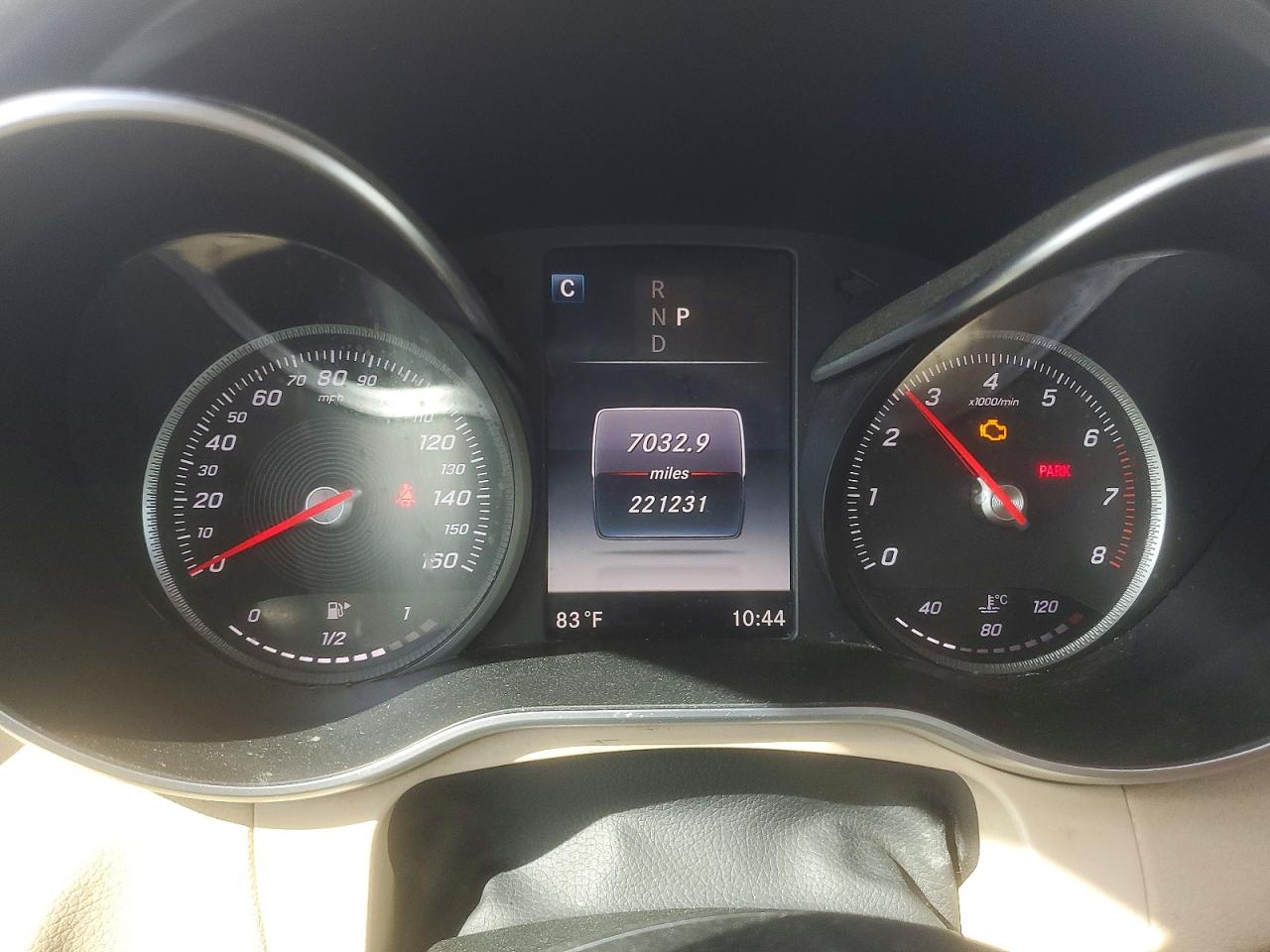 2016 Mercedes-Benz GLC-Class VIN WDC0G4JBXGF111367 COPART salvage auction — Minor Dent/Scratches, TX - CERTIFICATE OF TITLE (P), sold $5,400 on 2026-07-09 (photo 9)