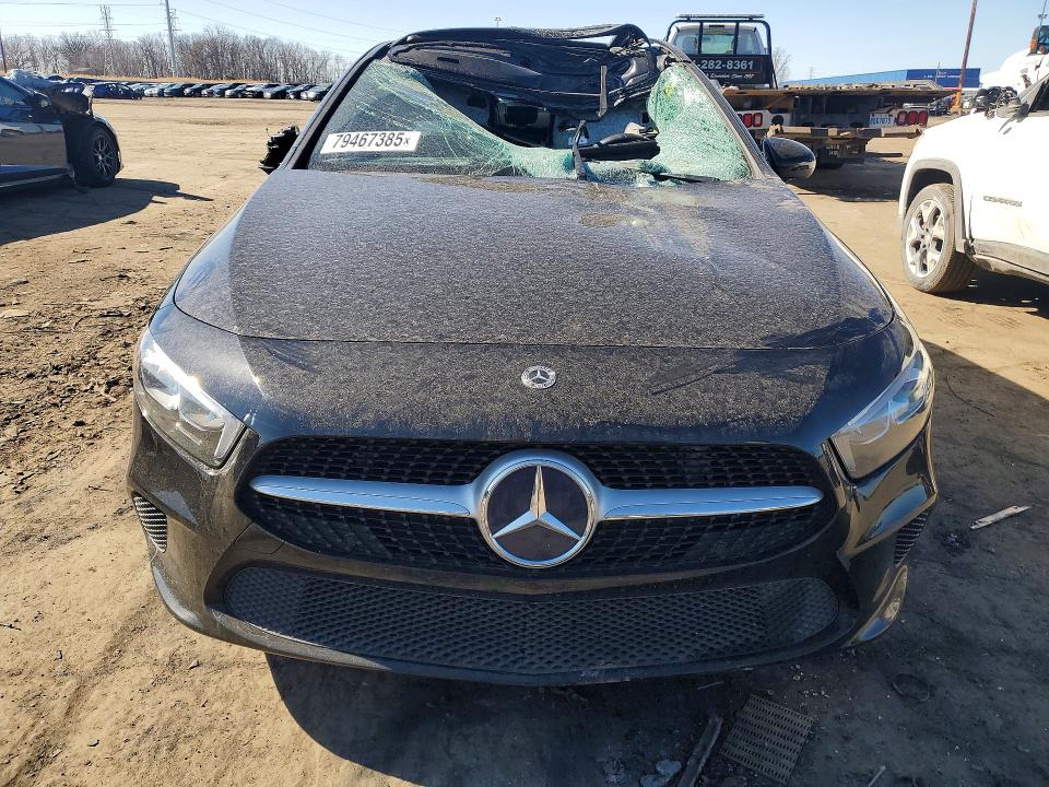 2021 Mercedes-benz A-klasse VIN W1K3G4EB4MJ309826 COPART salvage auction — ROOF, MI - CERT OF TITLE-SALVAGE VEHICLE, sold $325 on 2026-07-21 (photo 5)