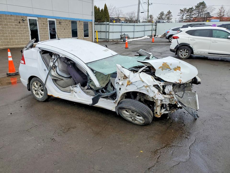 2010 Honda Insight VIN JHMZE2H73AS012881 COPART salvage auction — ALL OVER, Ct - Cert Of Title-Salvage, sold $450 on 2026-07-24 (photo 4)