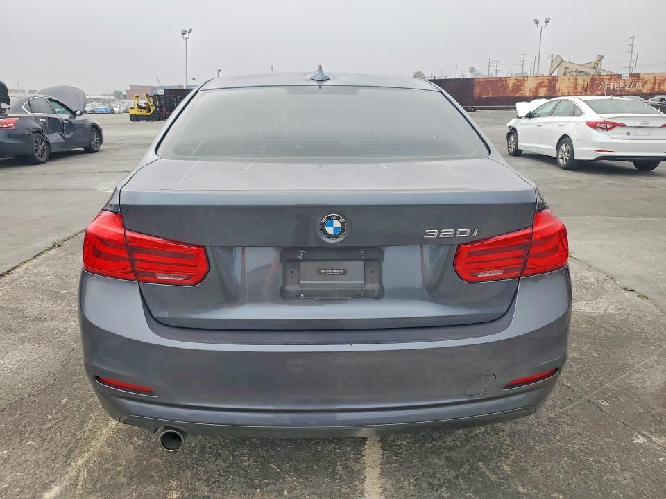 2017 BMW 3er VIN WBA8A9C37HK864356 COPART salvage auction — UNDERCARRIAGE, Ca - Non-Repairable Vehicle Cert, sold $1,150 on 2026-09-02 (photo 6)