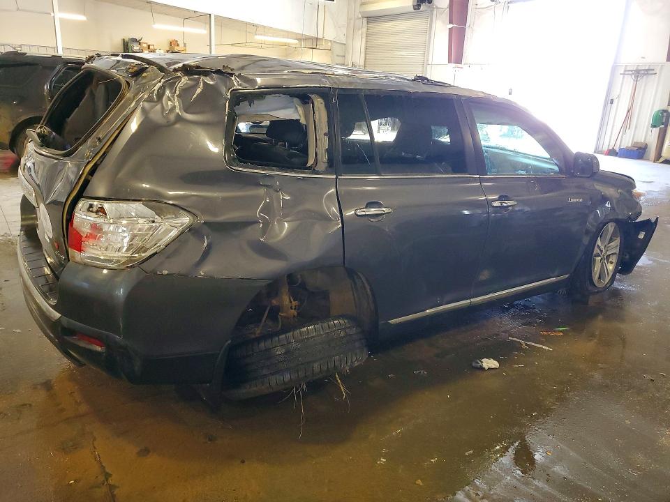 2011 Toyota Highlander VIN 5TDDK3EH2BS070725 COPART salvage auction — ROLLOVER, MN - PARTS VEHICLE BILL OF SALE, sold $725 on 2026-07-20 (photo 3)