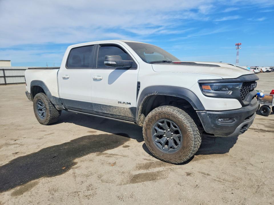 2022 Ram 1500 VIN 1C6SRFU98NN356336 COPART salvage auction — VANDALISM, Sc - Certificate Of Title, sold $61,000 on 2026-07-27 (photo 4)