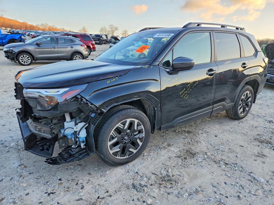 2025 Subaru Forester VIN JF2SLDDC4SH542199 COPART salvage auction — Side, AZ - CERT OF TITLE - SALVAGE, sold $9,500 on 2026-05-06 (photo 1)