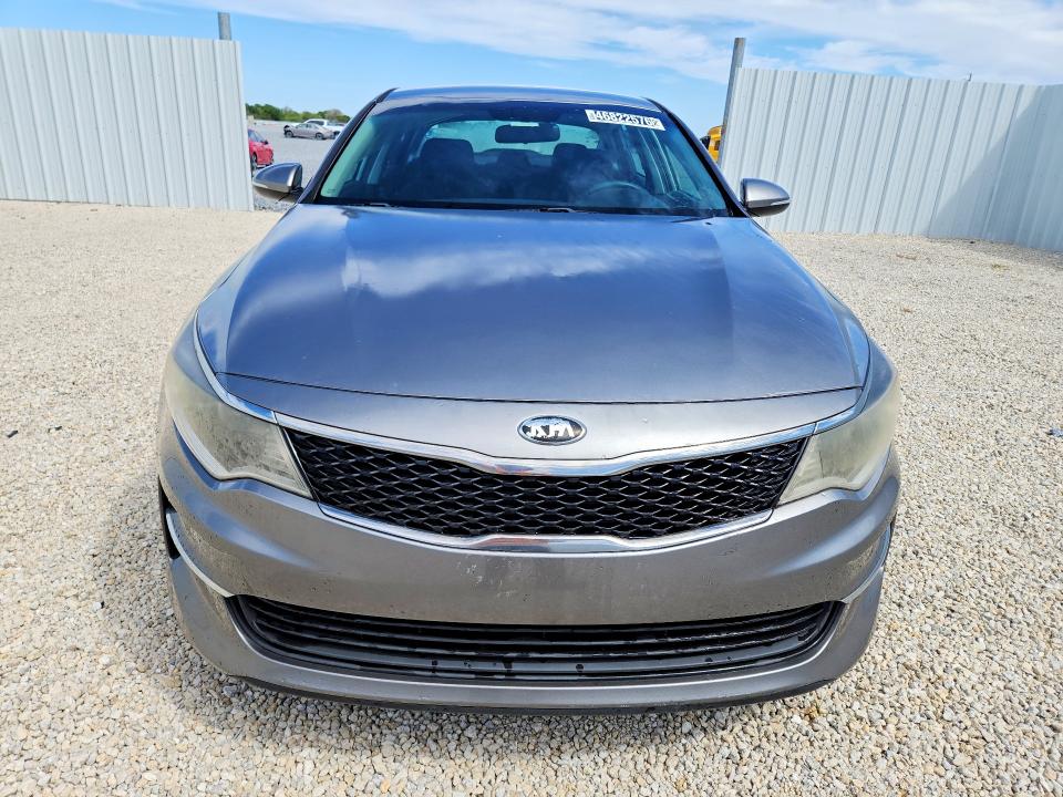 2018 Kia Optima VIN 5XXGT4L38JG229142 COPART salvage auction — MINOR DENT/SCRATCHES, Fl - Certificate Of Title, sold $1,100 on 2026-07-21 (photo 5)