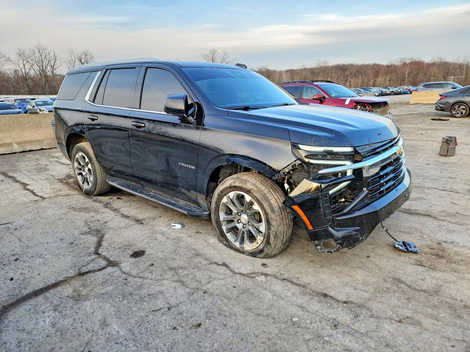 2025 Chevrolet Tahoe VIN 1GNS6MRD7SR109016 COPART salvage auction — FRONT END, Salvage Title, sold $36,250 on 2026-07-09 (photo 4)