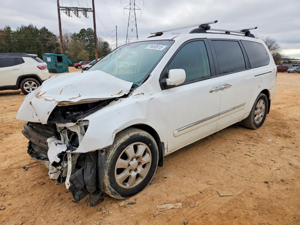 2008 Hyundai Entourage VIN KNDMC233386053102 COPART salvage auction — FRONT END, Nc - Salvage Certificate Of Title, sold $300 on 2026-07-20 (photo 1)