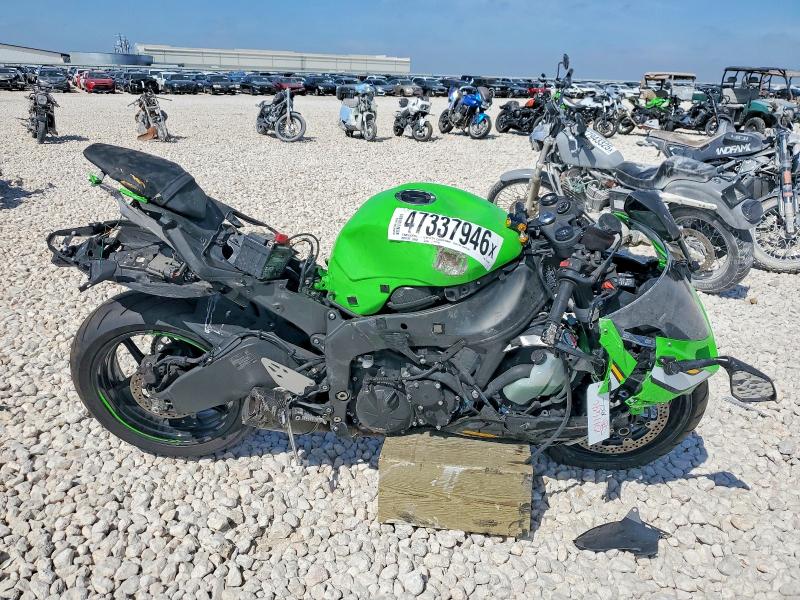 2025 Kawasaki Zx VIN JKBZXJK1XSA011640 COPART salvage auction — ROLLOVER, Salvage Title, sold $200 on 2026-07-23 (photo 1)