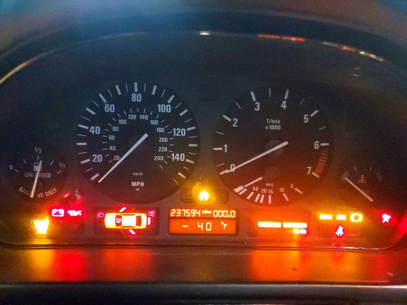 2000 BMW 5 series VIN WBADM5346YBY18721 COPART salvage auction — SIDE, In - Bill Of Sale - Parts Only, sold $150 on 2026-07-31 (photo 9)