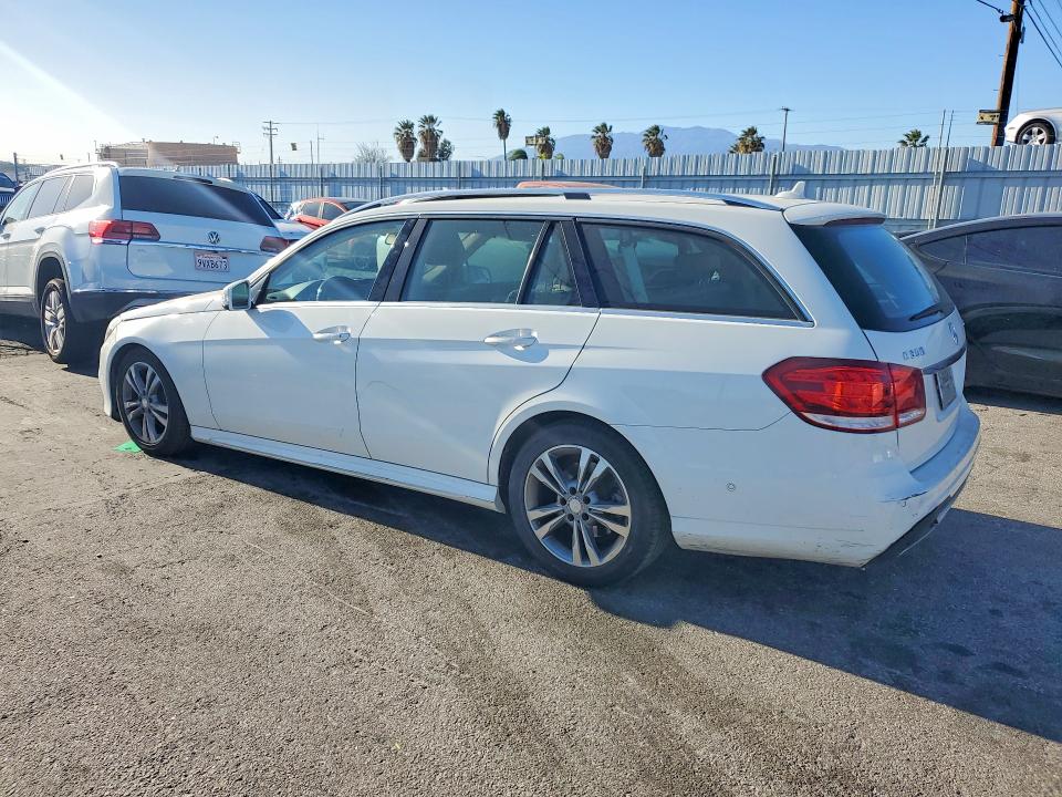 2014 Mercedes-benz E-class VIN WDDHH8JBXEA804310 COPART salvage auction — NORMAL WEAR, Ca - Dis/Dlr/Exp Only Clean Title, sold $3,100 on 2026-07-02 (photo 2)