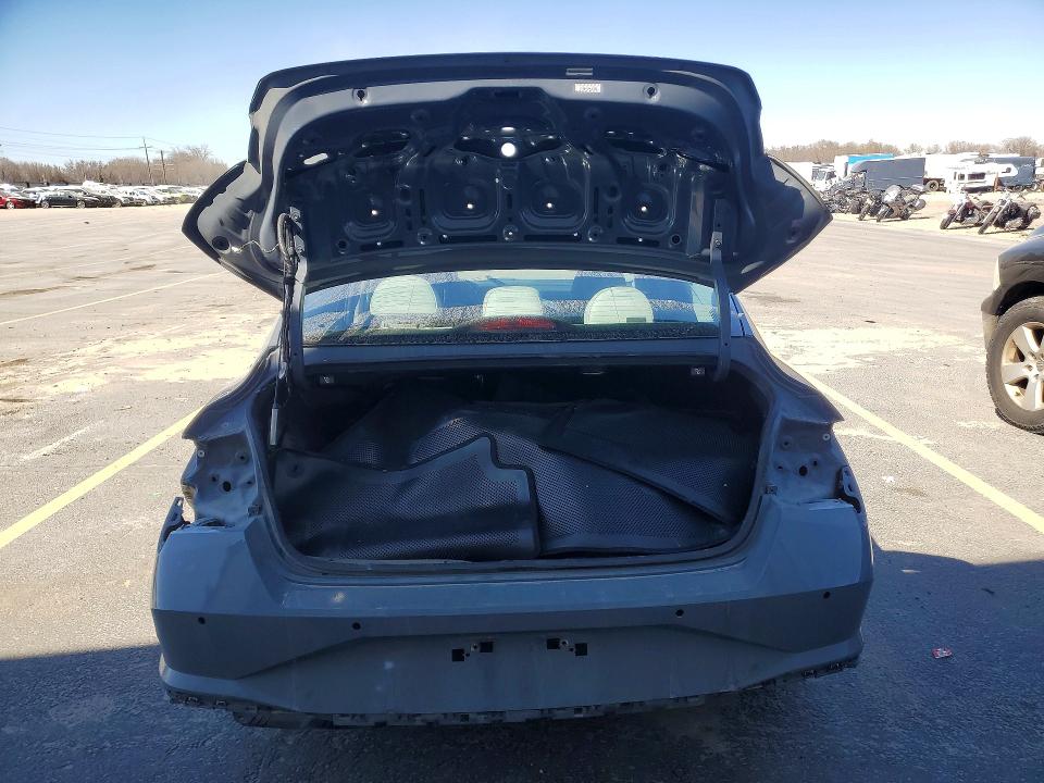 2021 Hyundai Elantra VIN KMHLP4AG1MU153993 COPART salvage auction — SIDE, Salvage Title, sold $100 on 2026-07-30 (photo 6)