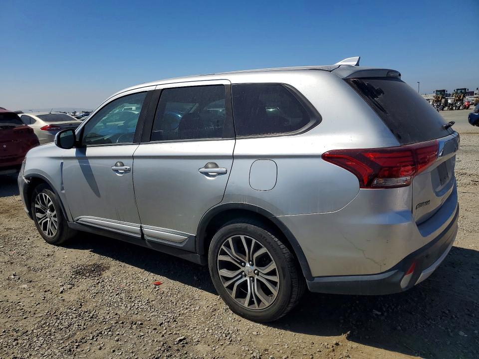 2018 Mitsubishi VIN JA4AZ3A38JZ055386 COPART salvage auction — FRONT END, Salvage Title, sold $2,100 on 2026-07-10 (photo 2)