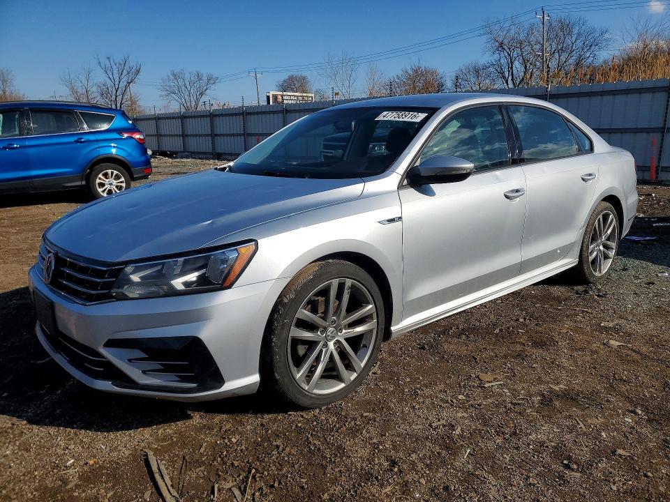 2018 Volkswagen VIN 1VWAA7A32JC027989 — COPART salvage auction photo