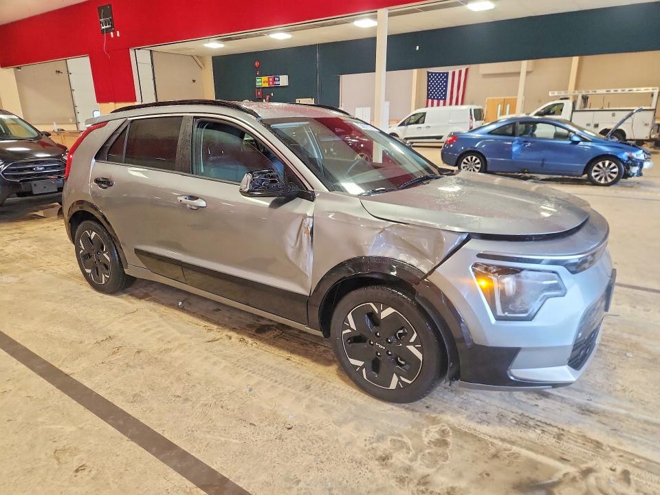 2024 Kia VIN KNDCR3L1XR5121899 COPART salvage auction — FRONT END, Fl - Cert Of Title Slvg Rebuildable, sold $10,600 on 2026-07-06 (photo 4)