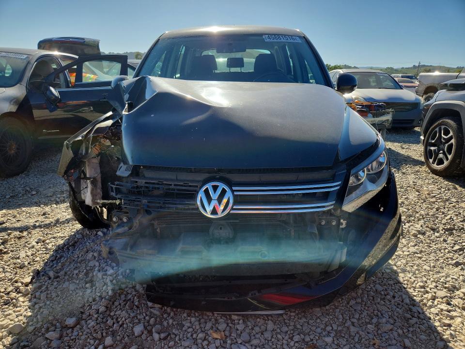 2013 Volkswagen Tiguan VIN WVGAV3AX7DW567145 COPART salvage auction — FRONT END, Salvage Title, sold $500 on 2026-08-18 (photo 5)