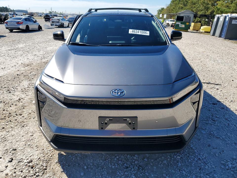 2026 Toyota Bz VIN JTMBCAEB0TA004015 COPART salvage auction — SIDE, Tx - Certificate Of Title, sold $11,000 on 2026-07-07 (photo 5)