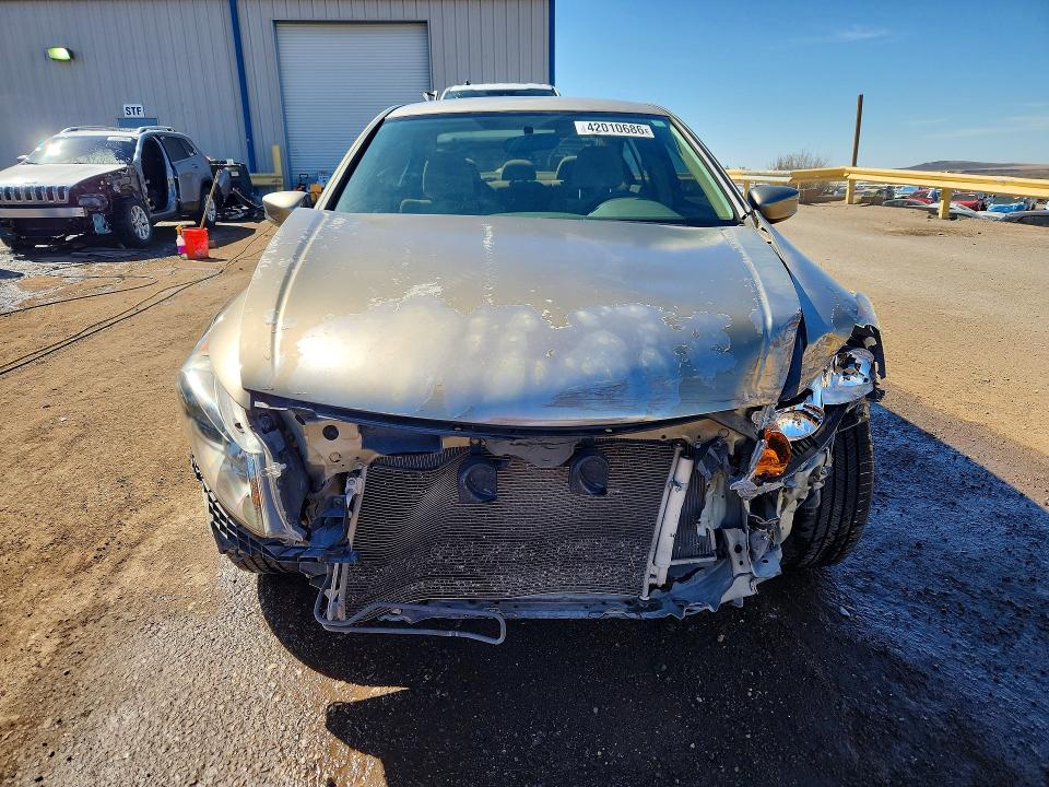 2008 Honda Accord VIN JHMCP26388C048361 COPART salvage auction — FRONT END, Nm - Cert Of Title-Salvage, sold $550 on 2026-07-16 (photo 5)