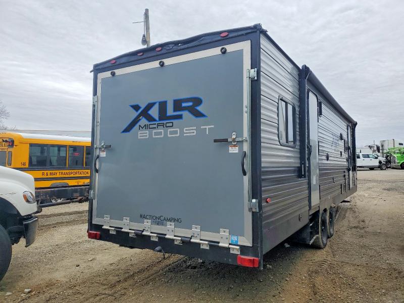 2021 Forest river Xlr VIN 5ZT2XLSB3MZ792861 COPART salvage auction — ROOF, NJ - CERT OF TITLE-SALVAGE, sold $250 on 2026-07-23 (photo 4)