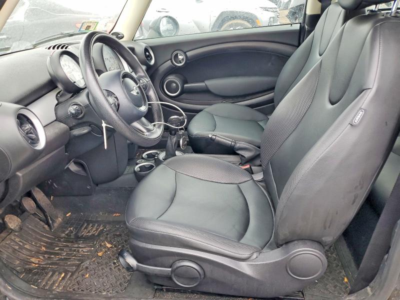 2013 Mini Cooper VIN WMWSU3C59DT373500 COPART salvage auction — NORMAL WEAR, Il - Certificate Of Title, sold $1,050 on 2026-07-07 (photo 7)